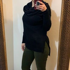 Wearables XS cowl neckline high low tunic
